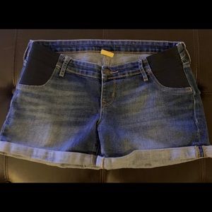 Old Navy Maternity Shorts